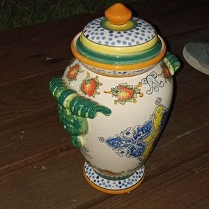Italian Majolica oil jar or urn pottery